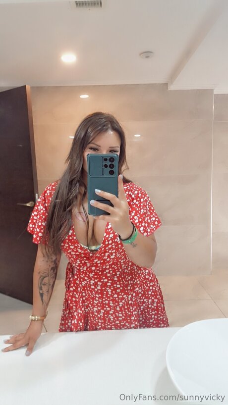 Sunnyvicky schauspielerin hübsche galerien