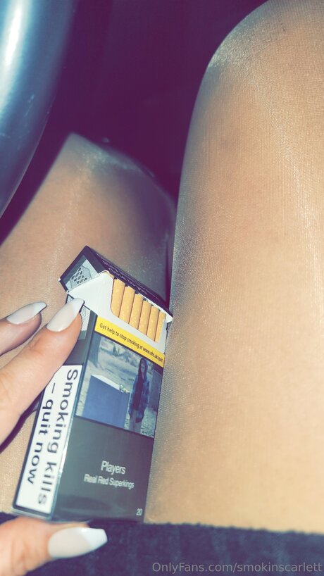 Smokinscarlett schöne akt foto