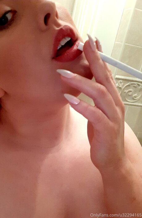 Smokinscarlett top kostenlose bild