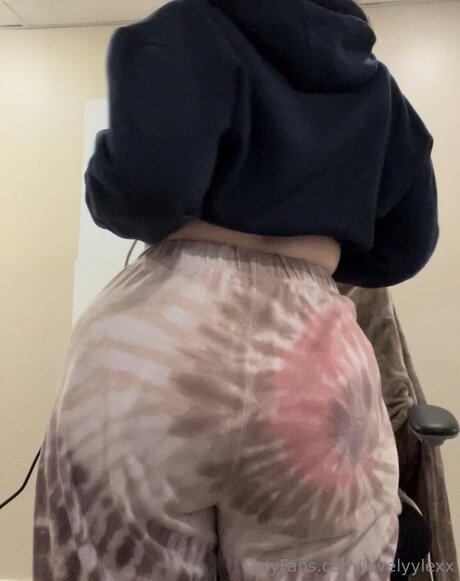 Lovelyylexx top hübsche bilder