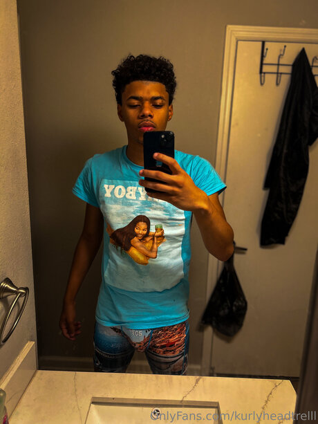 Kurlyheadtrelll nacktheit kostenlose archiv