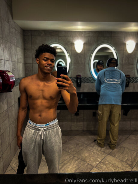 Kurlyheadtrelll xxx kostenlose galerie