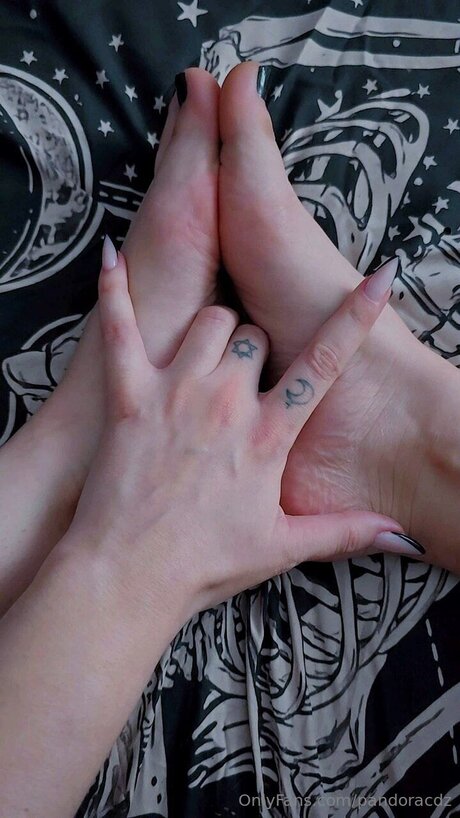 Pandoracdz xxx kunst galerien