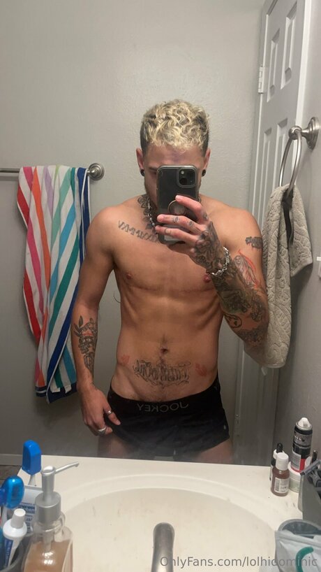 Ftmonlytrans nacktheit exklusive bild