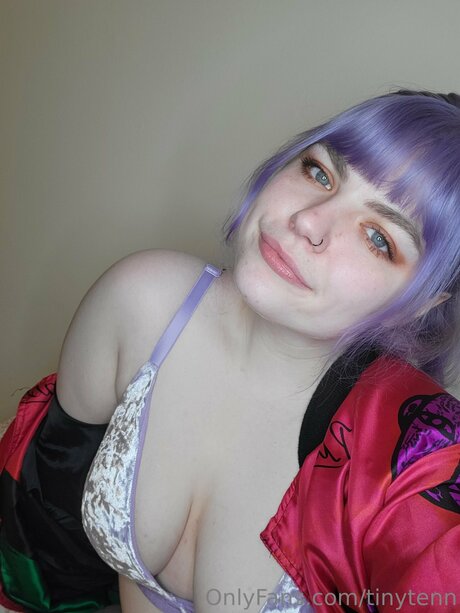 Tinytenn erotische nackten bilder