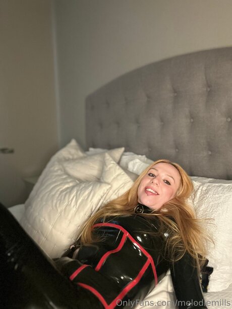 Melodiemills top erotische foto