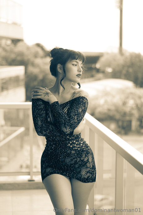 Emmaa Of erwachsene schöne foto