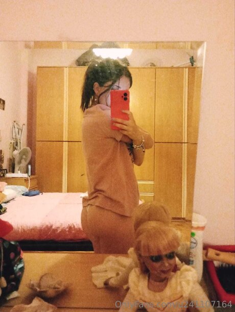 U241107164 nackt schöne galerien