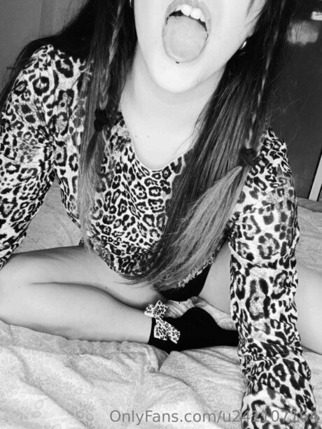 U241107164 porno archiv