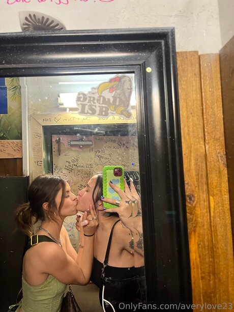 Averylove23 model schöne archiv