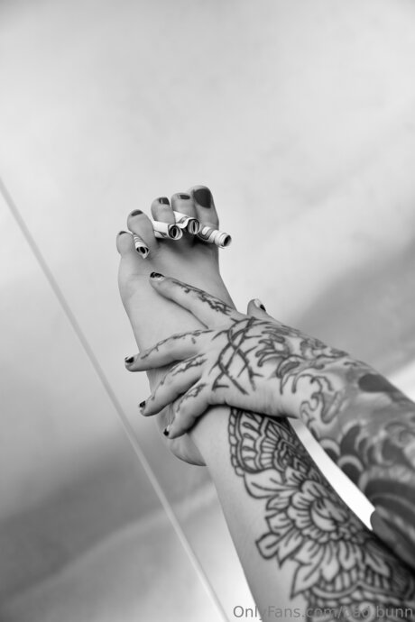 Bad Bunn model akt bild