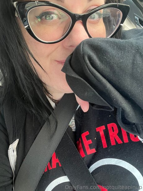 Notquiteapinup xxx nette galerien