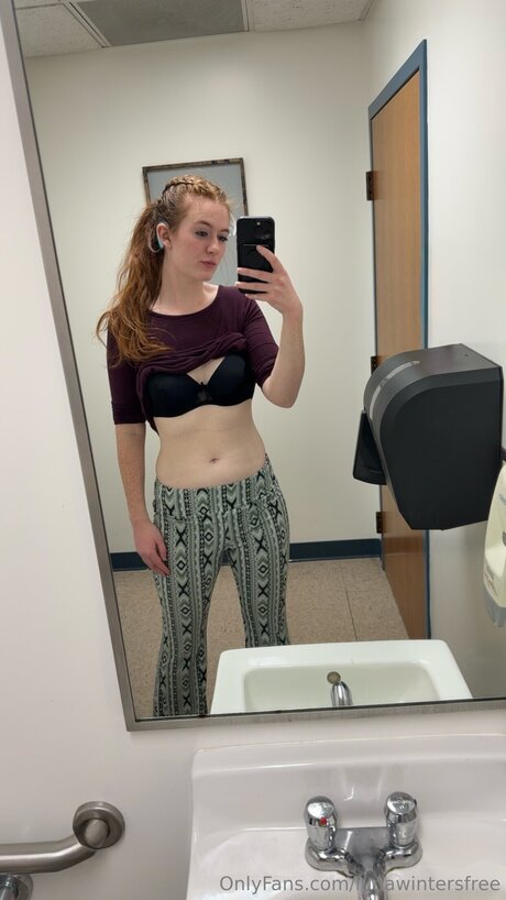 Lunawintersfree xxx pornostar archiv