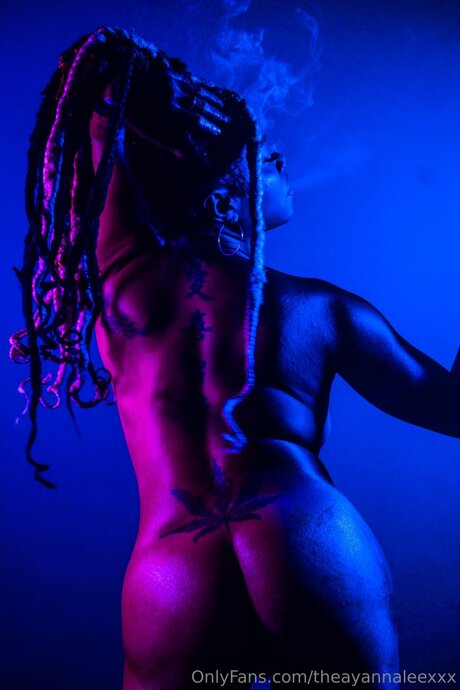 Theayannaleexxx Bilder
