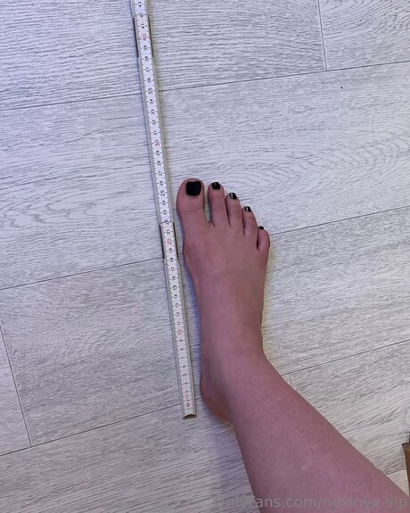 Nexinyx Vip model nackte galerie