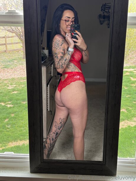 Jessieluvonly pornostar hübsche bild