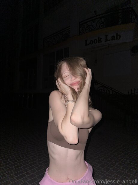 Jessie Angell nette pornostar fotos
