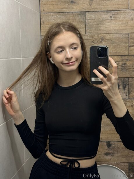 Lola Lil nacktheit bilder