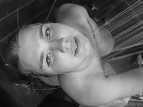 zierliche nackte onlyfans erwachsene pornografische bilder