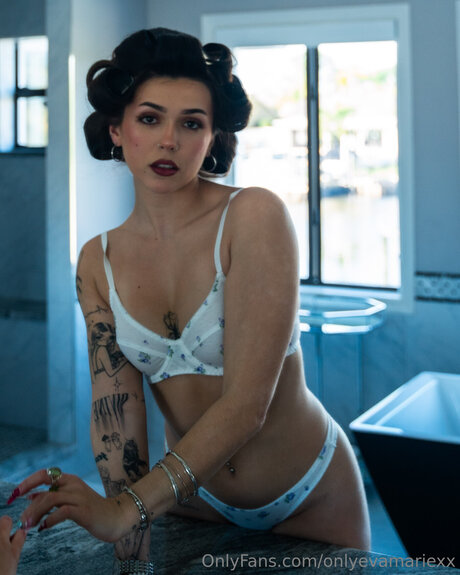 Onlyevamariexx beste pornografische fotos