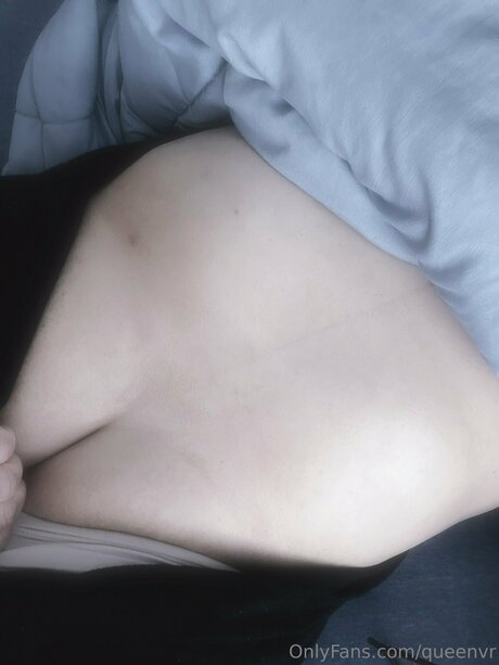 Queenvr schauspielerin nackt fotos