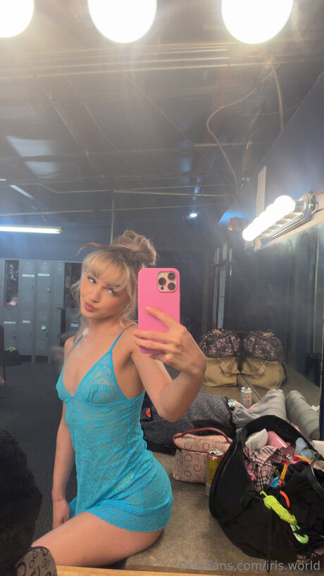 Iris World sexy nackte archiv