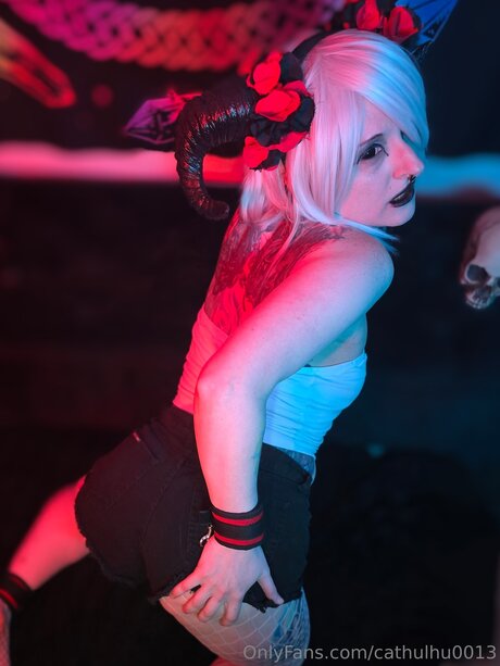 Cathulhu0013 nackt freie bilder