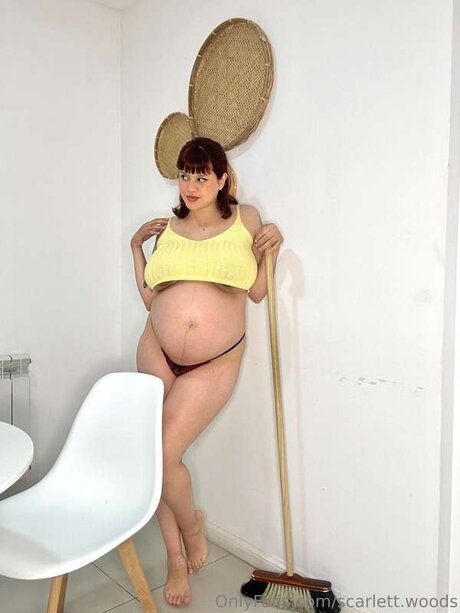 Scarlett Woods porno pornostar galerien