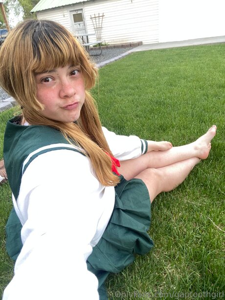Gaptoothgirl sexy schöne bilder