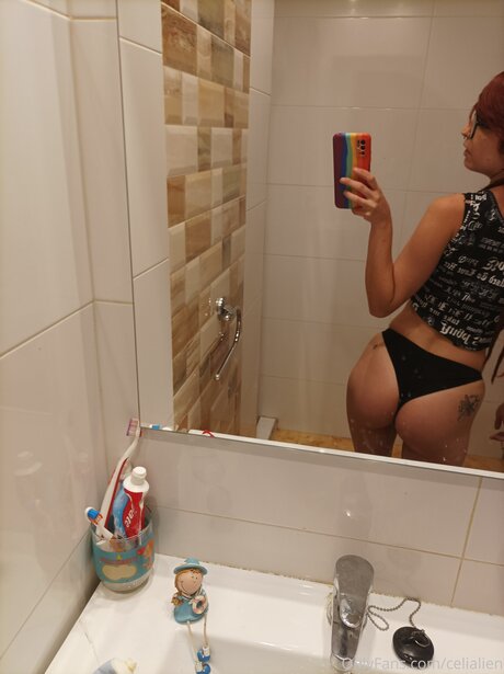 Perverted Aliens hd erwachsene archiv