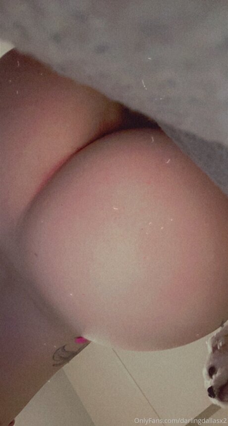 Exclusive Ellieemaee erotische exklusive bild