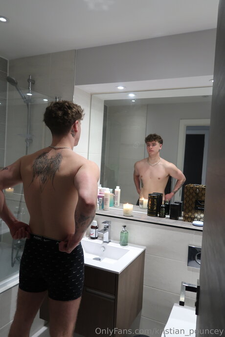 Kristian Pouncey hübsche nette fotos