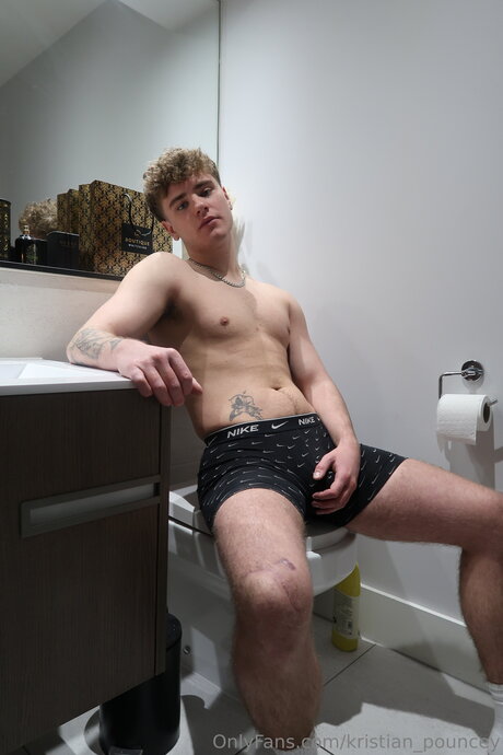 Kristian Pouncey xxx sex bilder