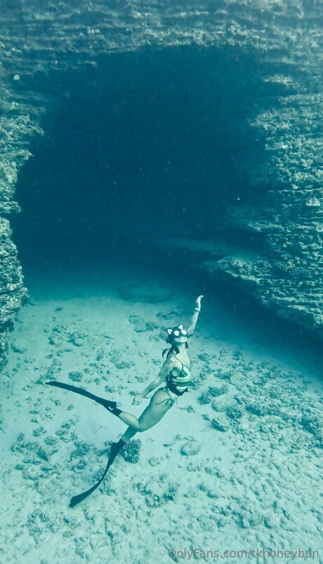 Tkhoneybun pornostar hd archiv