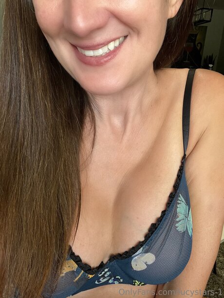 Lucystars 1 heiße nacktheit fotos