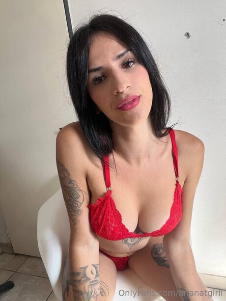 Arianatgirll exklusive nacktheit galerie