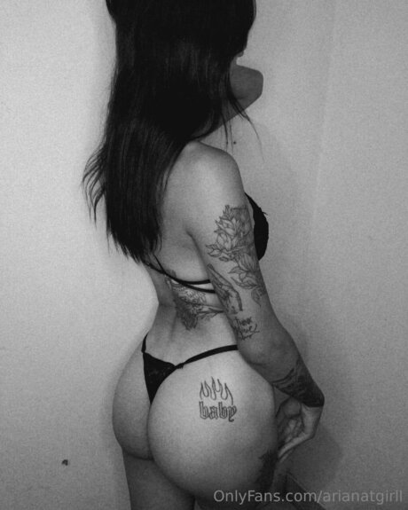 Arianatgirll Bilder