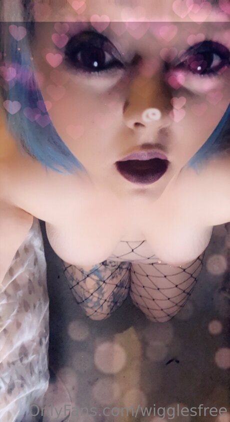 Wigglesfree schauspielerin erwachsene foto