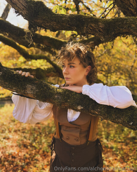 Alchemicalreaction hübsche nackt galerie