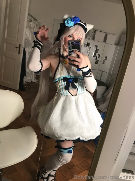 Crazynees nackte pornostar bilder