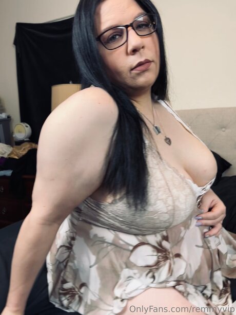 Remmyvip nackten pornostar archiv