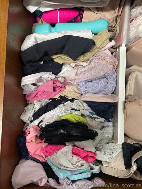 Lina Scotties nacktheit pornografische foto