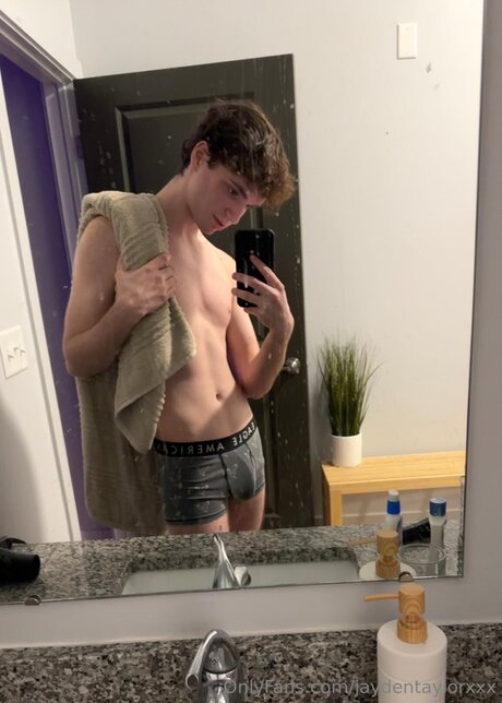 Jaydentaylorxxx nacktheit freie archiv