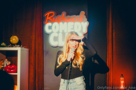 Lele Rose schauspielerin schöne foto