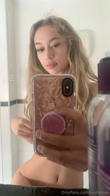 Kaylamxe kunst pornostar galerie