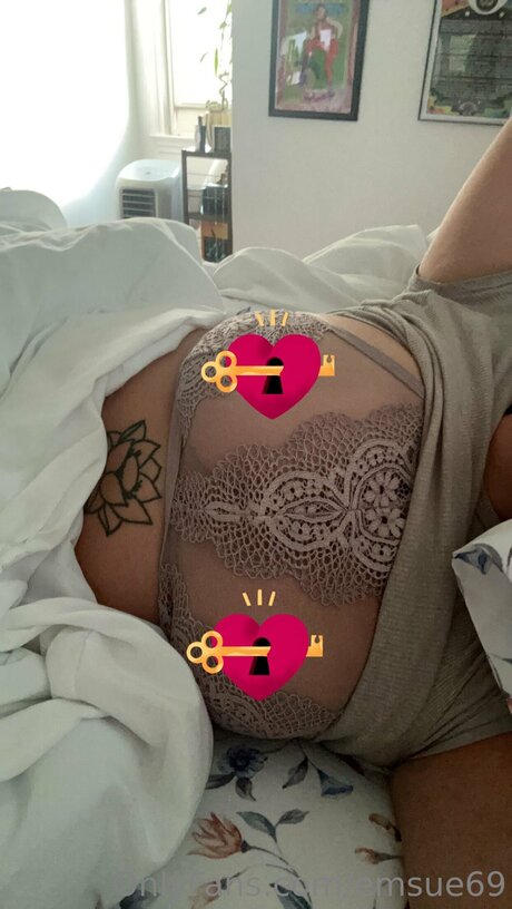 Emsue69 nacktheit erwachsene archiv