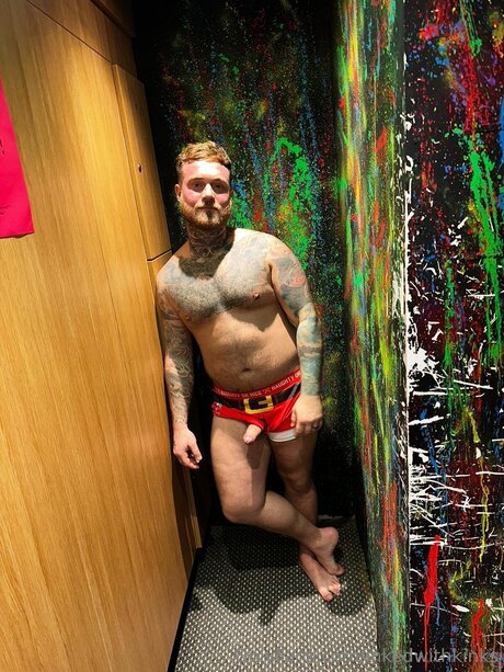 Inkedwithkinks model pornografische galerien