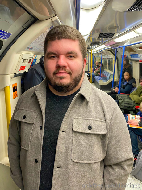 Djomigee hd porno foto