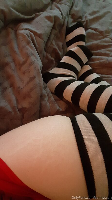 Sunnyssun erotische exklusive foto