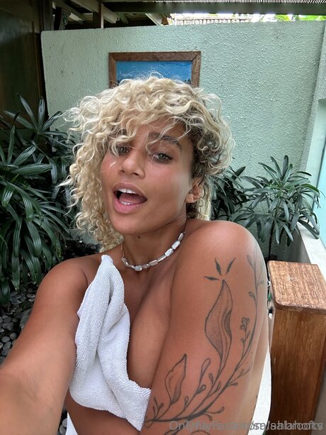 Salahoftv top erwachsene bild